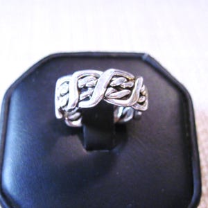 Size 6 Solid 925 Sterling Silver Ring, Beautiful Vintage Solid 925 Sterling Silver Woven Braided Ring Size 6 Close Out Sale!