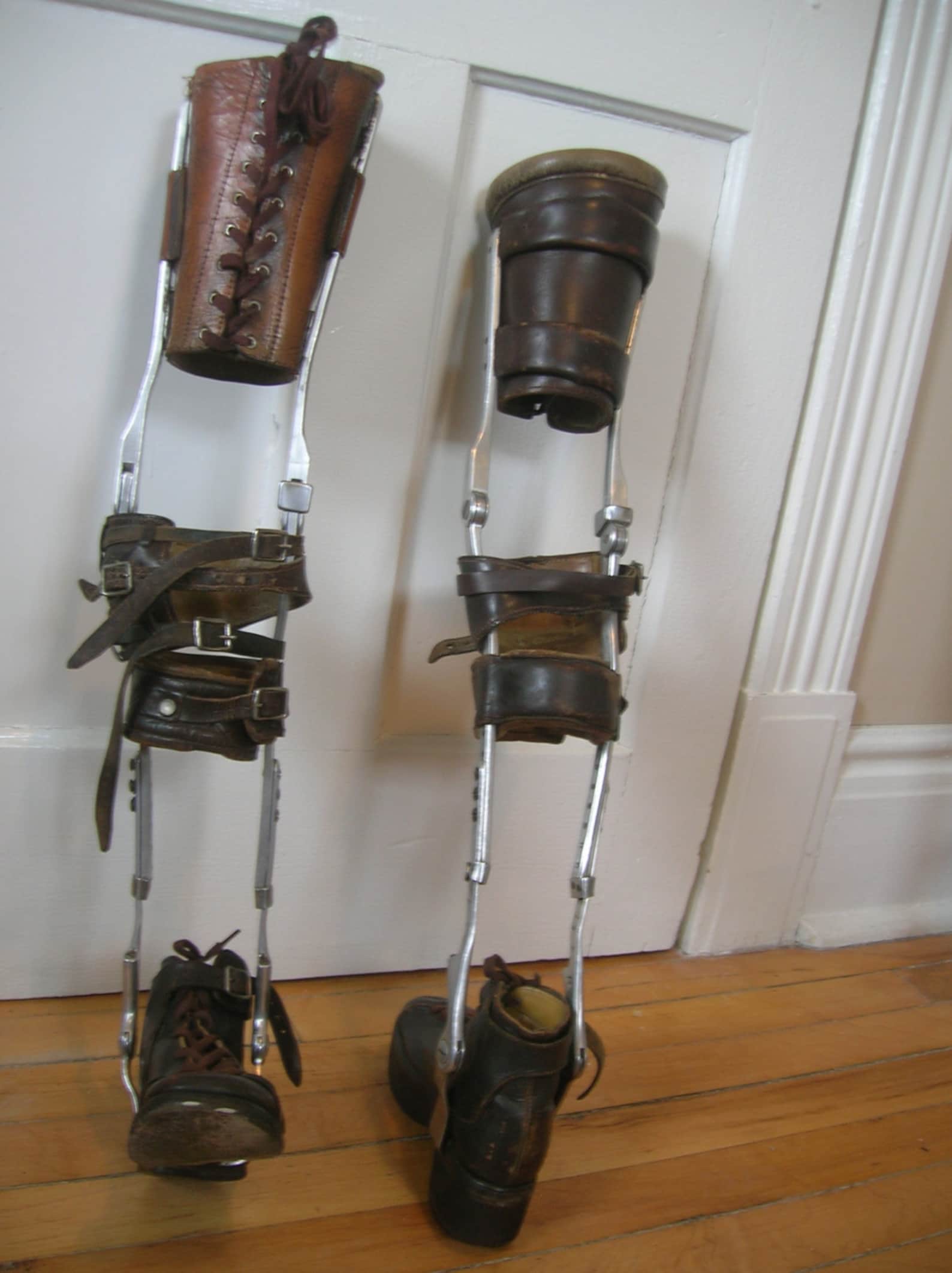 Vintage Leg Braces Polio Medical Device Etsy