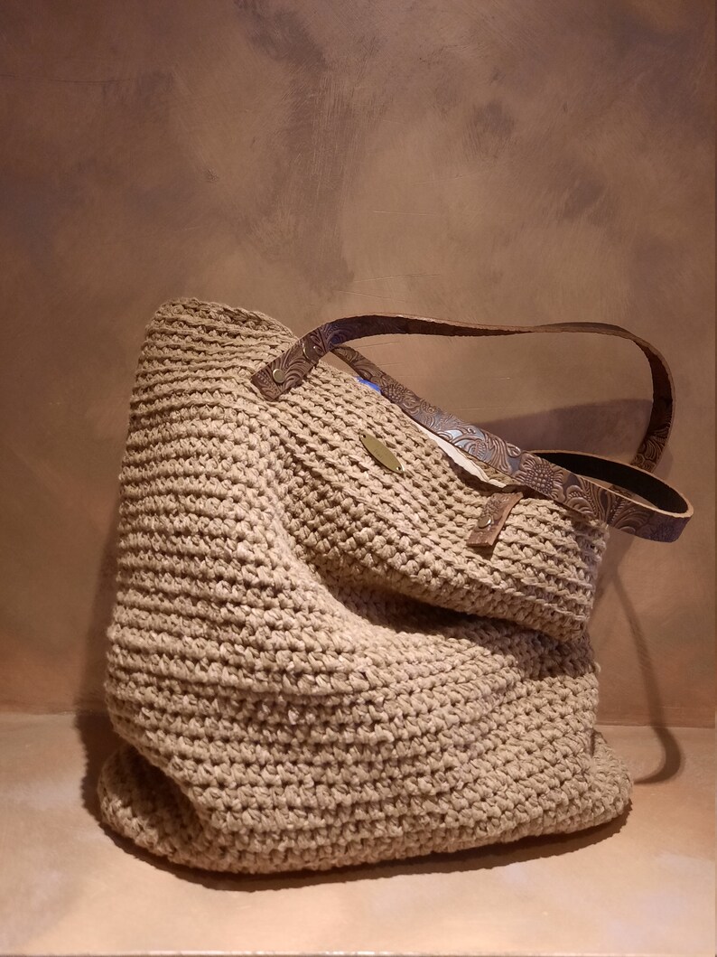 Rectangular crochet boho chic bag. Tobacco boho chic bag, linen tote bag lined, chunky oversize.Shoulder bag handmade, natural fiber purse image 3