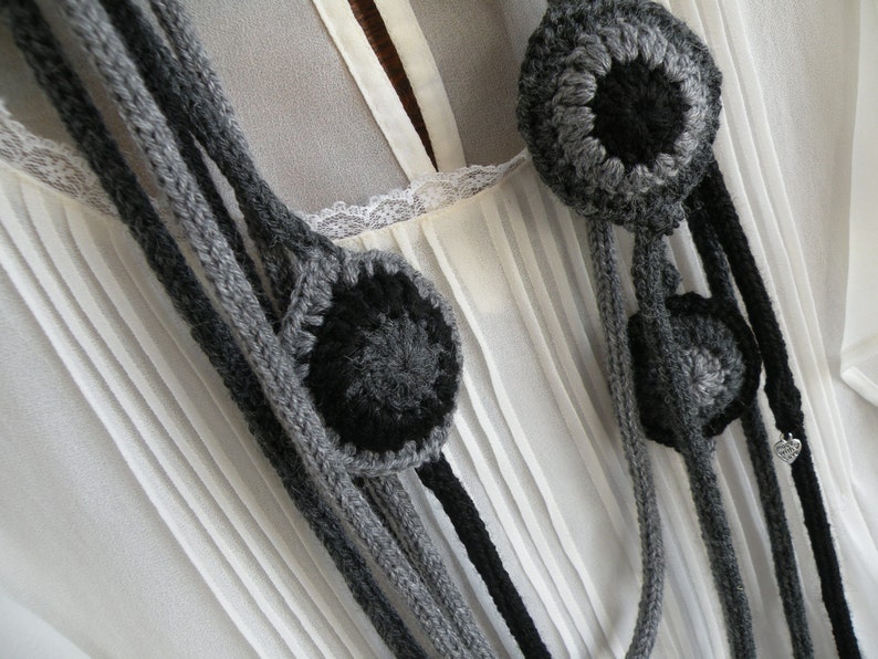 Unique original textile necklace. Yarn grey and black tones jewelry. Fiber hypoallergenic nichel free, unusual boho cowl and scarf. Handmade image 3