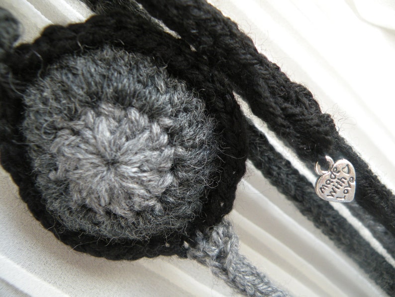Unique original textile necklace. Yarn grey and black tones jewelry. Fiber hypoallergenic nichel free, unusual boho cowl and scarf. Handmade image 4