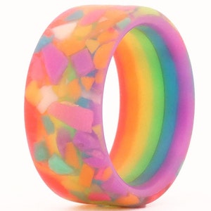 Rainbow Glow Wedding Bands, Glow resin ring, Rainbow Ring, Glow Rings, Glowing Ring- The Garcia