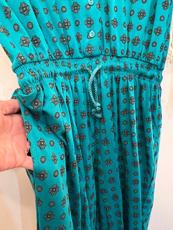 Petite EXPRESS Turquoise w Medallion Print Casual… - image 4