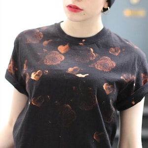 Black unisex punk grunge tattoo t-shirt roses hearts Halloween