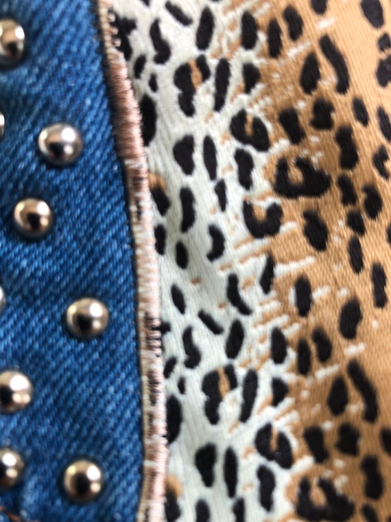 vintage 80’s/90’s ANIMAL PRINT COLLAR jean jacket… - image 4