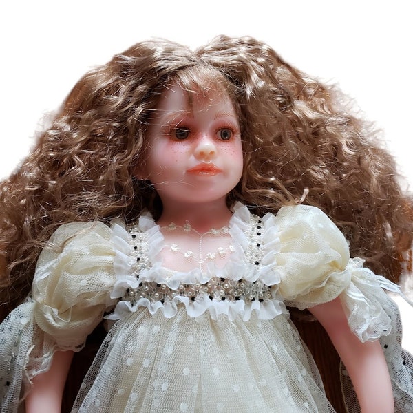 Mundia Reve de Porelaine Doll Nathalie by French Sisters Christine et Cecile 24" Haunted Creepy Eyes