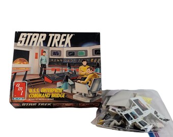 スタートレック USSエンタープライズ コマンドブリッジ モデルキット
