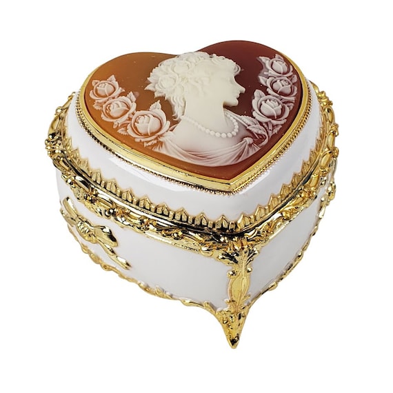 カメオ　ハート型　オルゴール　小物入れ￼ ハート型 カメオ オルゴール小物入れ - メルカリ