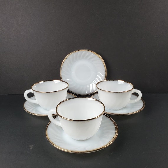 Anchor Hocking Fire King Swirl 3 Cups and 4 Saucers White Milk