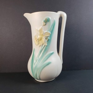 Weller Art Pottery Pitcher Ewer F-18 Daffodil Pattern Art Deco c1930s 10&quot;