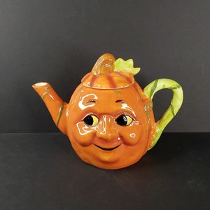 Vintage Anthropomorphic Happy Pumpkin Face Ceramic Teapot