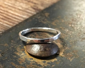 Hammered Band Sterling Silver Band ~ Textured Stacking Ring ~ Simple Wedding Band ~ Thin Mens or Womens Wedding Ring ~ 1.8mm Minimalist Ring