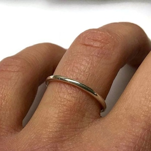 Plain Round Band 1.6mm ~ Stacking Ring ~ Simple Wedding Band ~ Simple Silver Ring ~ Wedding Ring ~ 1.6mm Round Ring