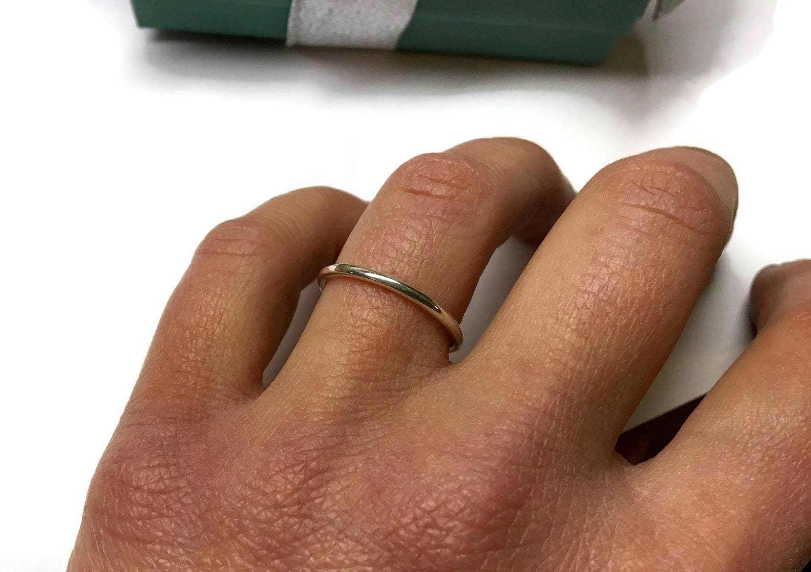 プレーンラウンドバンド 1.6 mm ~ スタッキングリング ~ シンプル結婚 