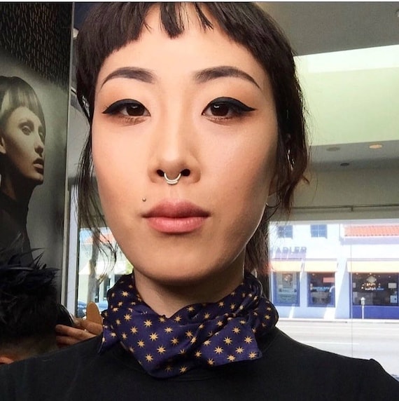 Simple gold shop septum ring