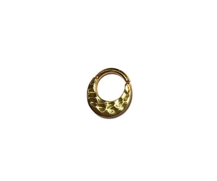 14K gehämmerter strukturierter großer Gold-Septum-Ring ~ Crescent Moon Körperschmuck ~ Solides 14 Karat Gelbgold