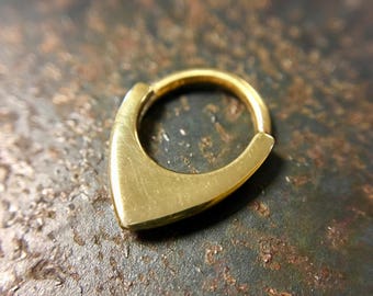 Yellow Gold Shield Septum Ring ~ Blade Septum Hoop ~ Geometric Fin Body Jewelry ~ 5mm Shield ~ Yellow Gold Dipped Sterling Silver