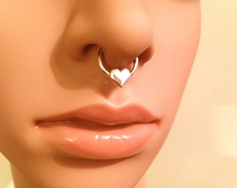 Heart shaped sale septum ring
