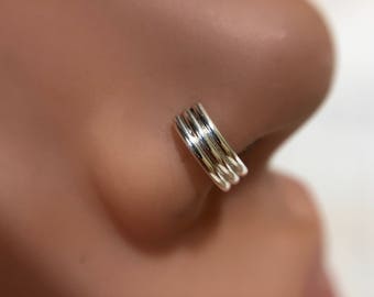 Anneau de nez en argent sterling triple empilé ~ Bijoux de perçage de narine ~ 3 anneaux de piercing unique