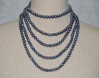 Neverending Peacock Long Pearl Necklace