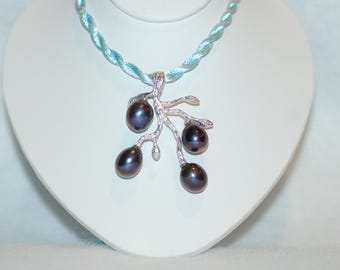 Peacock Pearl Vine Silver Pendant Necklace