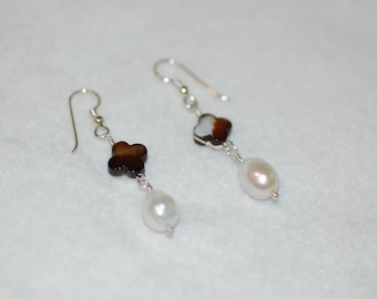 Clower and Pearl Hanging Earrings