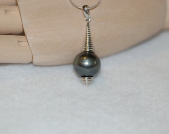 Tahitian Pearl Spiral Pendant