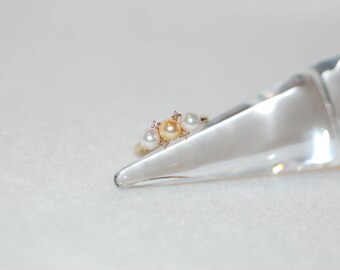 Three Pearl and Diamond 18K Yellow Gold Ring