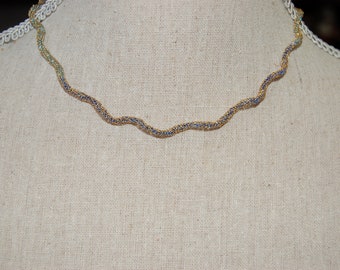 Gold Mesh Wave Necklace