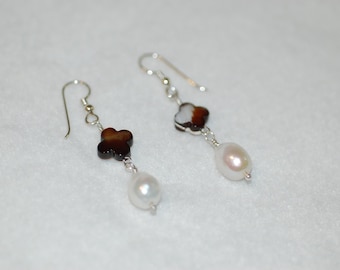Mother of Pearl Clower Hanging Earrings