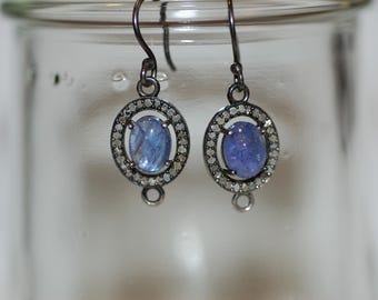 Tanzanite Cabochon Antique Style Drop Earrings