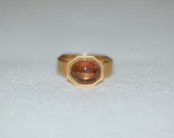 Peachy Pink Tourmaline Cabochon 18K Yellow Gold Ring
