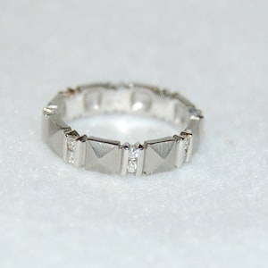 Chris Correia Fine Jewelry Platinum 'Sugarloaf' Two Diamond Band Ring