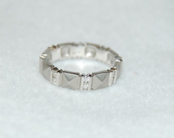Cris Correia Fine Jewelry Platinum 'Sugarloaf' Two Diamond Band Ring
