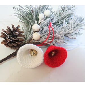 Crochet Christmas Bell Ornament Pattern (PDF Pattern)