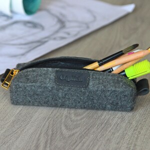 Felt Pencil Case /Gray Pen Holder / Small Cosmetic Bag/ Crayon Holder/ Cognac Leather and Gray Felt / Students gift / Free Personalization image 3