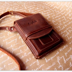 Cartera para iPhone con correa para el cuello - Funda para iPhone - Personalización gratuita - Envío gratis