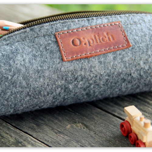 Felt Pencil Case /Gray Pen Holder / School Bag/ Crayon Holder/ Cozy pencil Case / Students gift / Cozy Small Bag/ Free Personalization