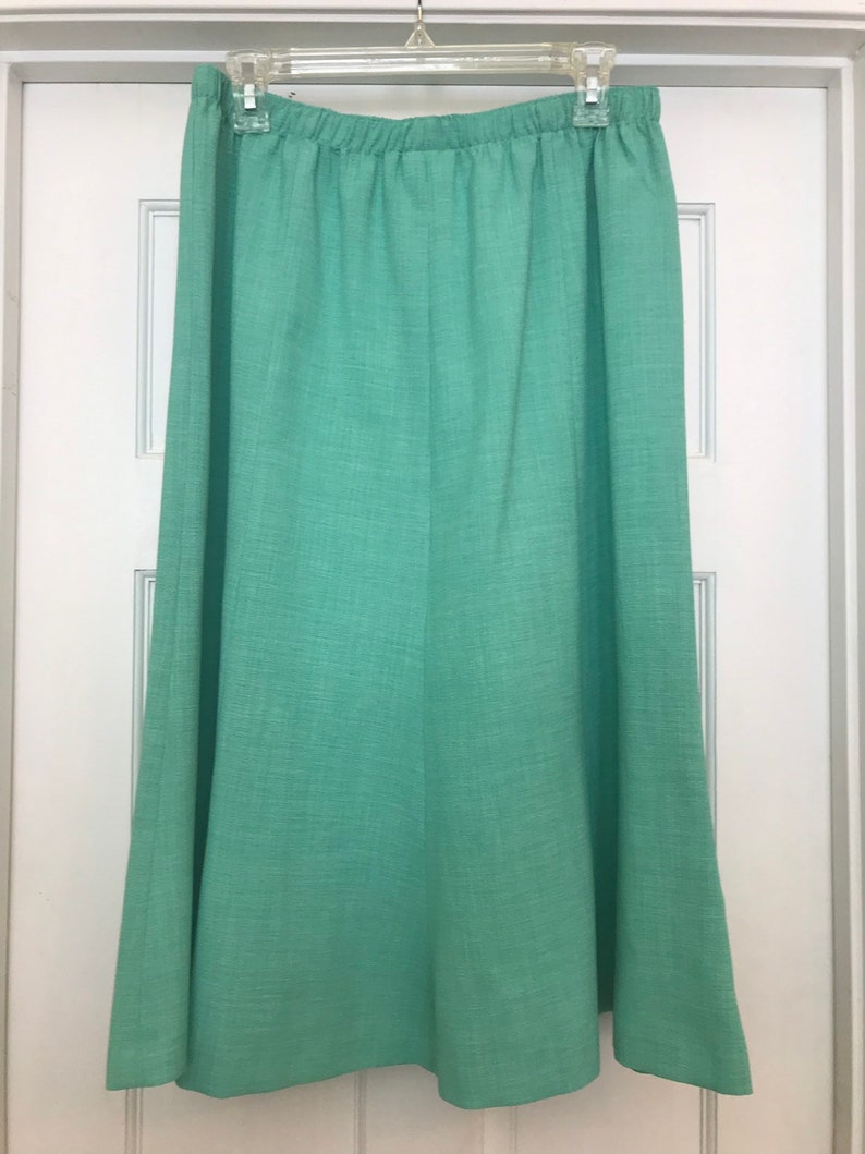 1980/'s Inspired A~line pastel green Nikki Skirt~ size 14~Made in Vietnam Travel Clothes No iron