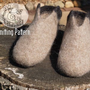 Men felt slippers - knitting pattern - house shoes - boots - shoes moccasins pattern - comfy - hygge - bulky chunky pattern