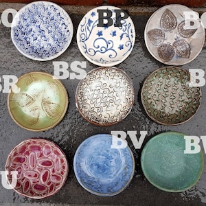 items &quot;BO - BW&quot;: Small Pottery Dish, Small Dish, Multi Purpose Stoneware Dish, jewelry, soap, food prep, dipping, candle, tea bag