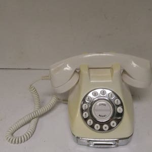 Push button dial  phone