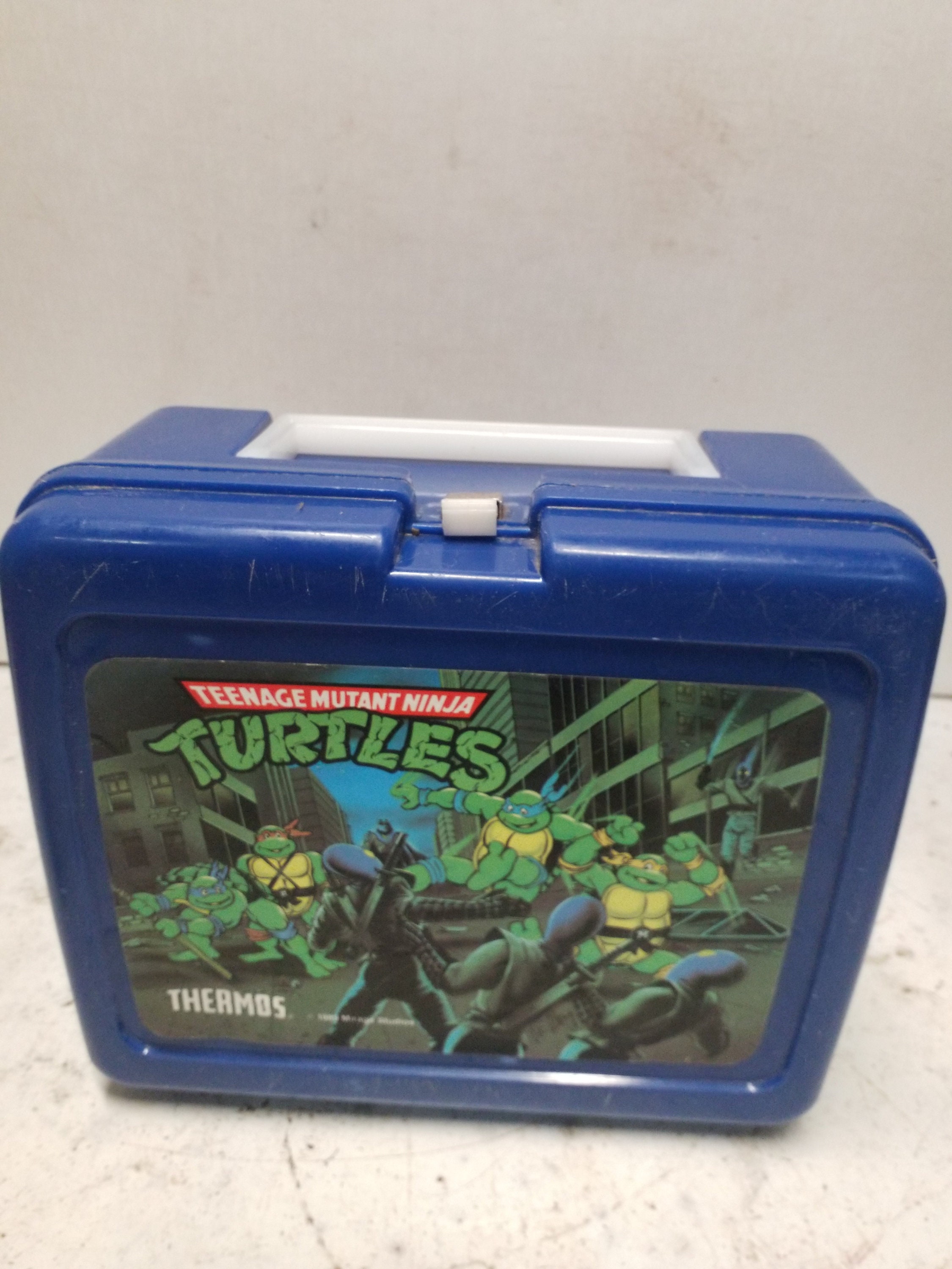 Teenage Mutant Ninja Turtles: Arcade Lunchbox with Thermos