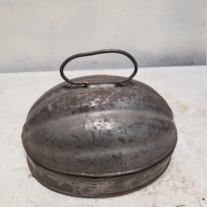 Pudding  or cake mold