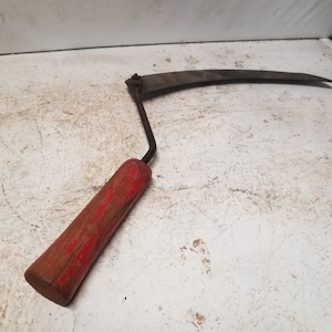 Hand sickle