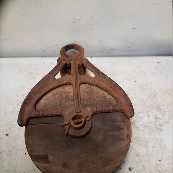 Wood and metal pulley