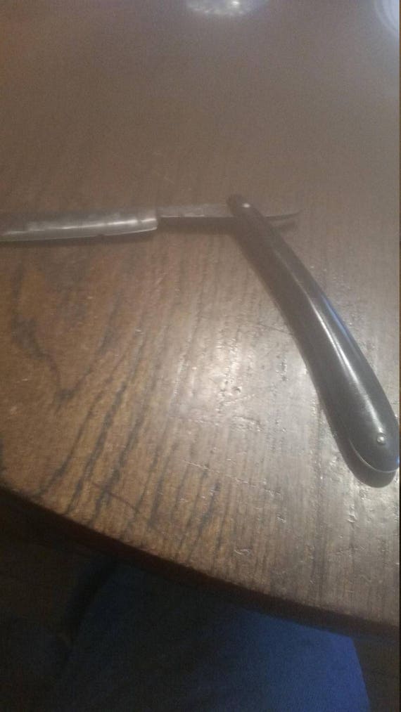 Straight razor