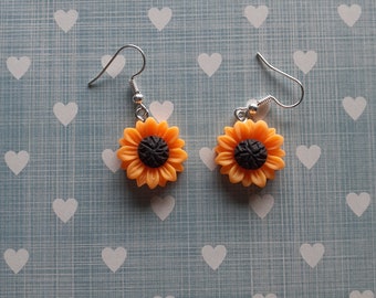 Sunflower earrings floral earrings Summer earrings bright earrings cute earrings nature earrings