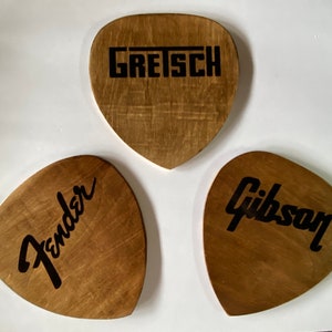 Guitar pick wall decor, Guitar pick, Guitar decor, Music Decor, Musician Wall decor, Music guitar picks decor, Guitar lovers decor, Guitars.
