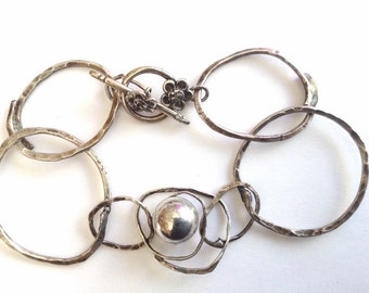 Hammered Silver Bracelet - Sterling Abstract Bracelet - Silver Flower Toggle Bracelet - Artisan Silver link Bracelet - Custom Gift For Her